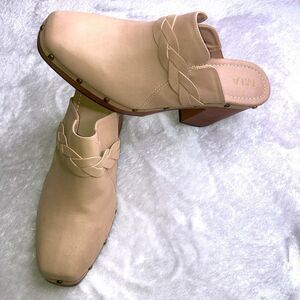 MIA 12 GRACE Mules Clogs 4" Heel 1" Platform Beige Shoes